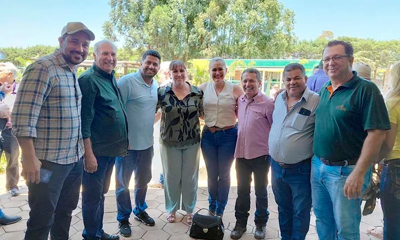 Prefeitos cobram apoio do Governo do Estado na abertura da Coopershow