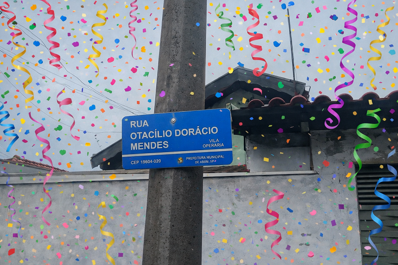 Unidos da Vila Operária celebra ferroviários e relembra o maquinista Otacílio Dorácio Mendes, hoje