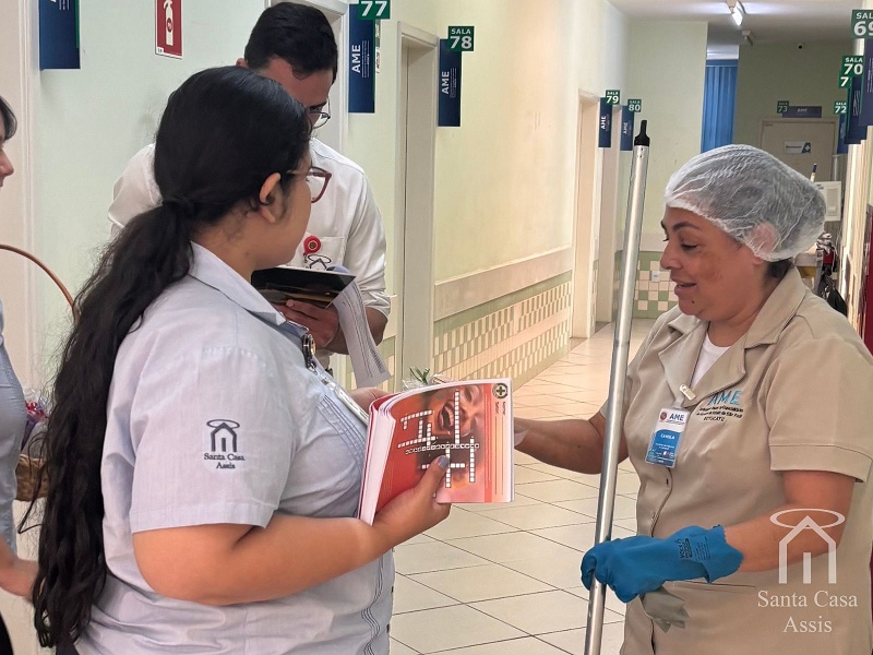 Santa Casa de Assis promove ação pré-Carnaval com foco na prevenção e segurança dos colaboradores