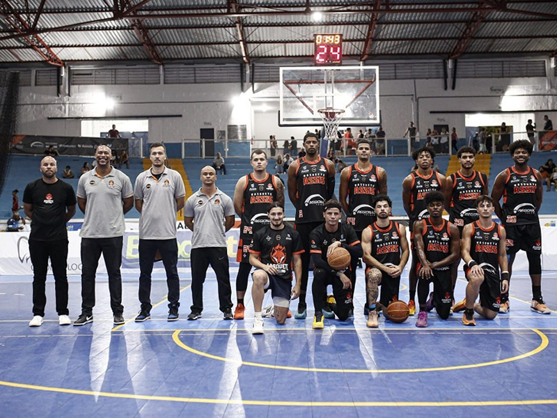 Basquete Assis vence Avaré pelo placar expressivo de 106 a 74