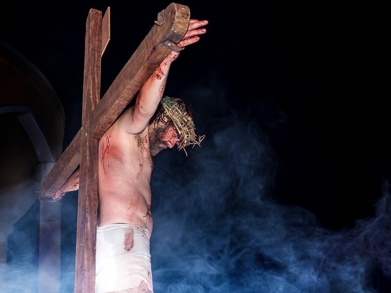 Encenação da Paixão de Cristo acontece nesta sexta-feira (3) em Assis