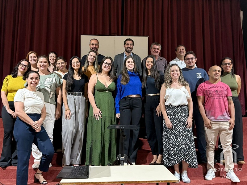 Santa Casa de Assis promove capacitação sobre atendimento ao AVC na fase aguda