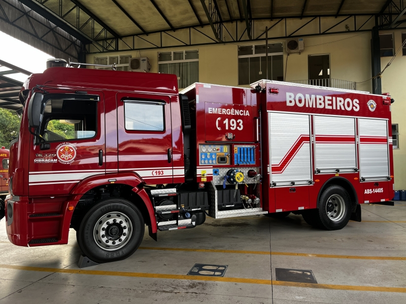 Assis recebe nova viatura Auto Bomba para reforço do Corpo de Bombeiros