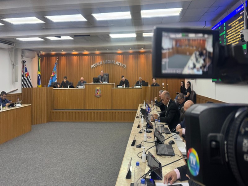 Câmara debate projetos voltados à saúde pública e modernização urbana nesta segunda-feira, 11