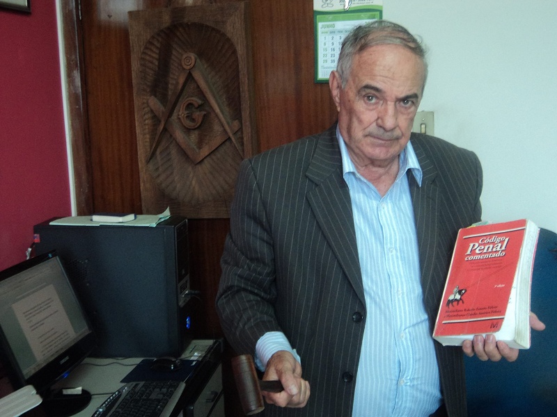 Morre aos 91 anos Roldão Valverde, lenda da advocacia criminal de Assis