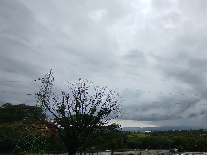 Energisa coloca equipes de prontidão e reforça orientações de segurança para o fim de semana chuvoso