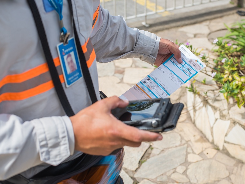 Energisa abre vagas para eletricistas e leituristas em Assis