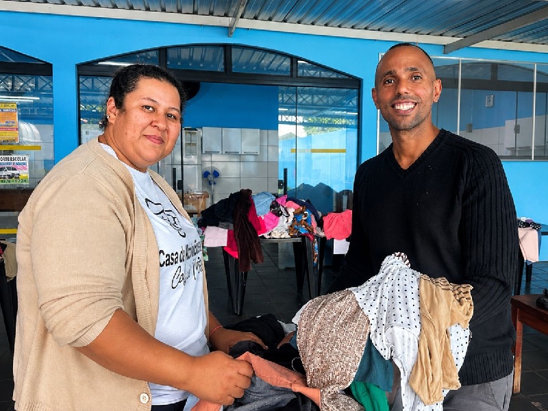 Bazar Solidário da Creche Colo de Mãe movimenta comunidade e fortalece ações sociais em Assis