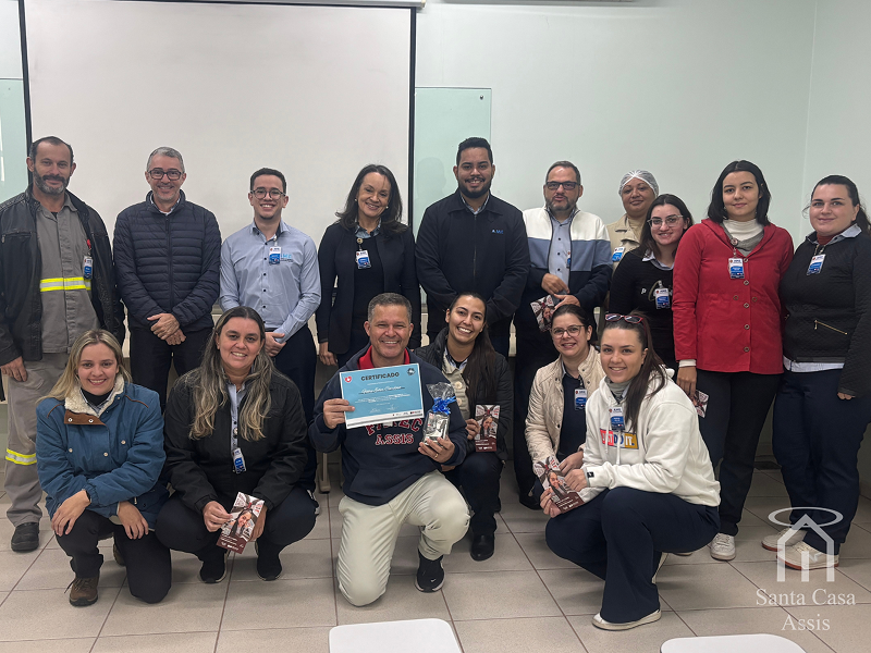 Em alusão ao Mês do Profissional da Saúde, AME Assis promove atividades aos colaboradores
