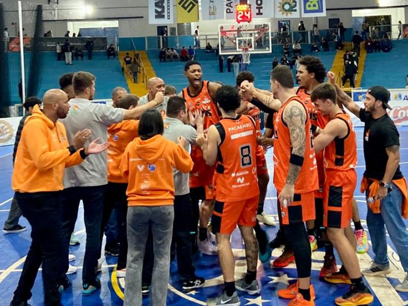 Basquete Assis vence Liga Sorocabana e encerra segundo turno com campanha perfeita em casa