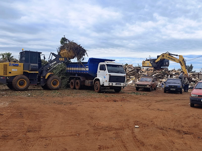 Prefeitura de Assis intensifica limpeza em Ecoponto e reforça apelo pelo descarte consciente