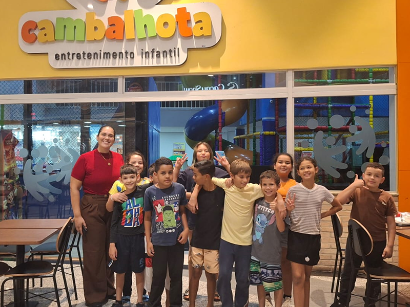 Projeto leva 200 crianças da EMEIF Mafalda Salotti Bartholomei para um dia de diversão no Cambalhota