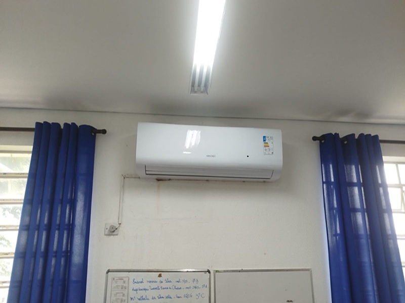 Energisa instala ar-condicionado e sistema fotovoltaico em prédios públicos