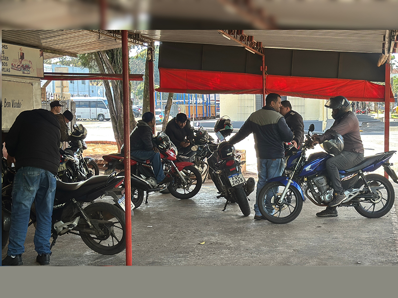 Projeto de Lei busca viabilizar pontos de apoio para motoristas e entregadores por aplicativo